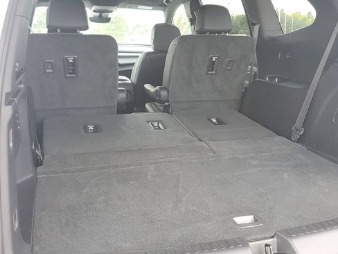 Used 2026 Buick Enclave Preferred w/ Power Package AWD/4WD image 35