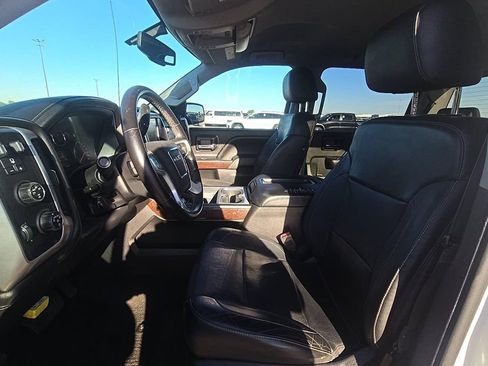 Used 2015 GMC Sierra 1500 SLT w/ SLT Crew Cab Value Package AWD/4WD image 9