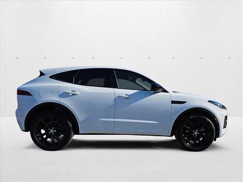 New 2024 Jaguar E-PACE R-Dynamic SE image 4