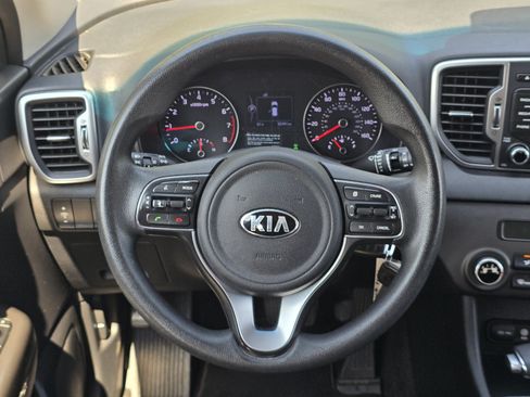 Used 2019 Kia Sportage LX AWD/4WD image 14