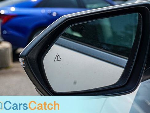 Used 2024 Hyundai Elantra Limited FWD image 19