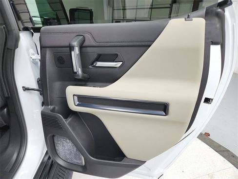 New 2026 GMC Hummer EV 4x4 Crew Cab image 41
