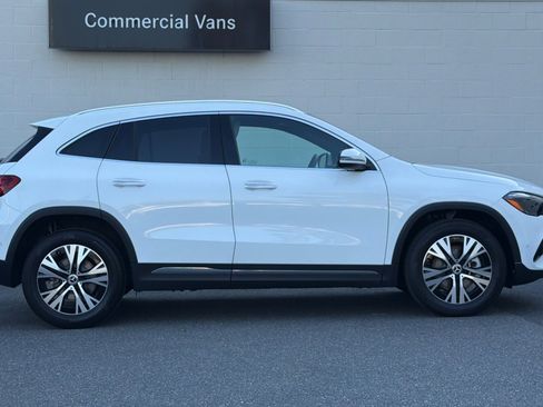 Certified 2025 Mercedes-Benz GLA 250 image 3