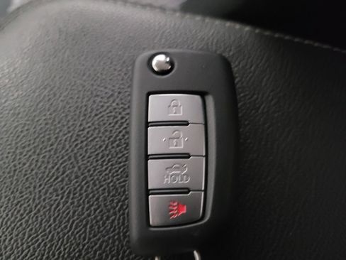 Used 2022 Nissan Versa S w/ Trunk Package FWD image 32
