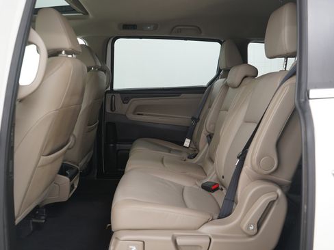 Used 2018 Honda Odyssey EX-L image 20