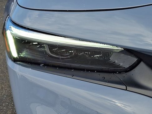 Used 2024 Honda Civic Sport image 9