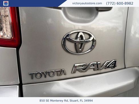 Used 2007 Toyota RAV4 2WD w/ 3rd Row image 15