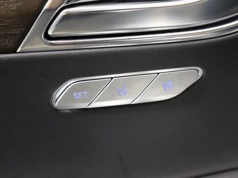 Used 2022 Genesis GV80 2.5T AWD/4WD image 20