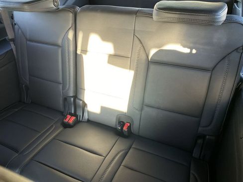 Certified 2025 GMC Yukon XL Denali image 29