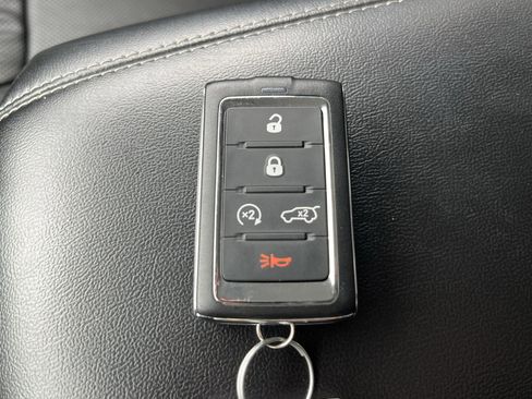 Used 2023 Jeep Grand Cherokee 4WD 4xe w/ Luxury Tech Group II image 37