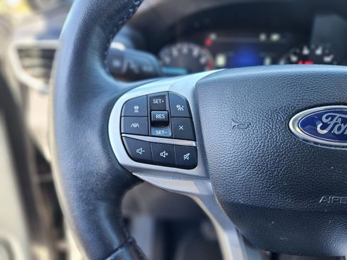 Certified 2023 Ford Explorer XLT w/ Equipment Group 202A image 28