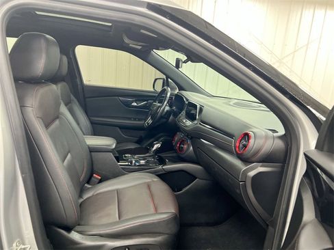 Used 2021 Chevrolet Blazer RS w/ Enhanced Convenience Package image 23