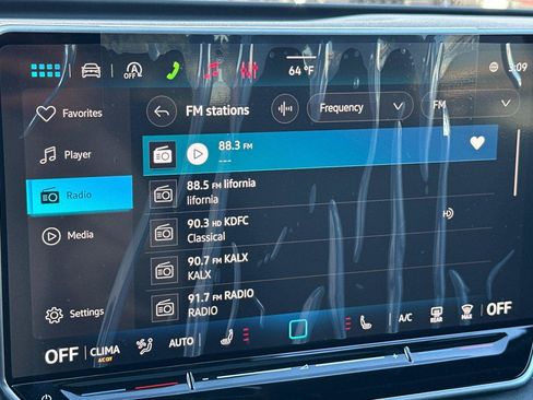 New 2026 Volkswagen Tiguan SE R-Line image 17