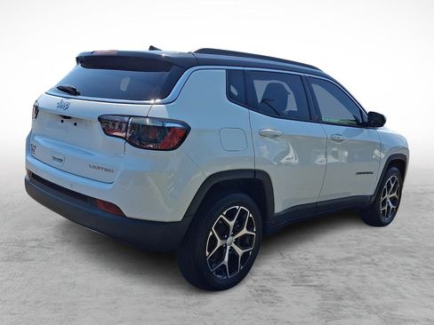 Used 2024 Jeep Compass Limited AWD/4WD image 5