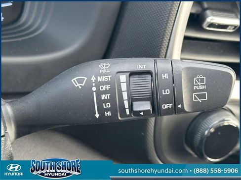 Certified 2023 Hyundai Venue SEL w/ Cargo Package image 25