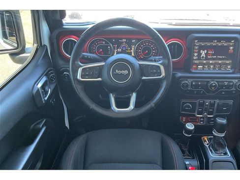 Used 2020 Jeep Gladiator Rubicon AWD/4WD image 5