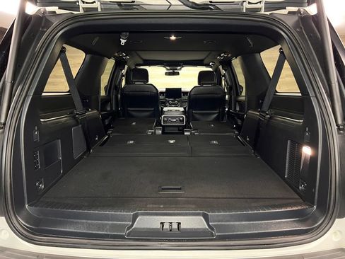 Used 2024 Ford Expedition Max Limited image 26