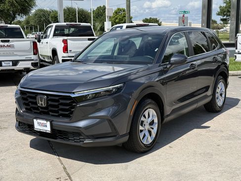 Used 2025 Honda CR-V LX image 9