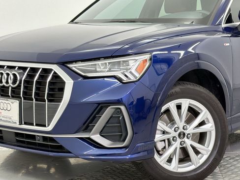 Certified 2025 Audi Q3 2.0T Premium w/ Convenience Package AWD/4WD image 11