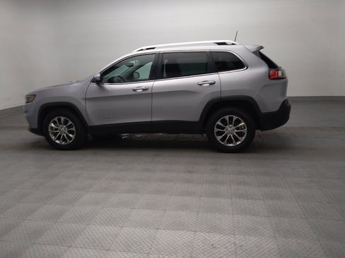 Used 2021 Jeep Cherokee Latitude Plus FWD image 3