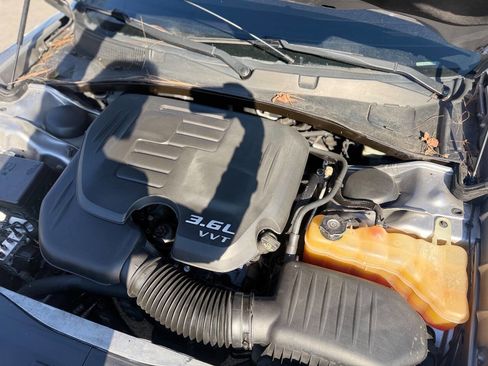 Used 2014 Dodge Charger SXT w/ Blacktop Package image 18