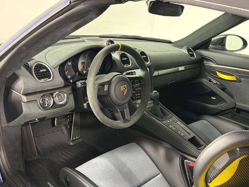 Certified 2025 Porsche 718 Boxster Spyder RS RWD image 4