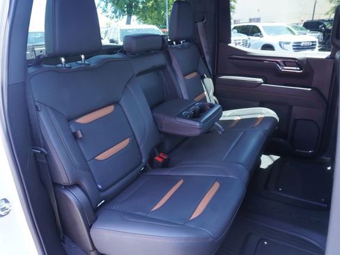 Certified 2025 GMC Sierra 1500 AT4 AWD/4WD image 10