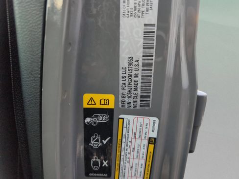 Used 2021 Jeep Gladiator Overland w/ Popular Equipment Package image 27