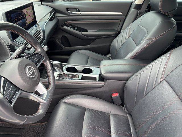 Used 2023 Nissan Altima 2.5 SR w/ SR Premium Package FWD image 15