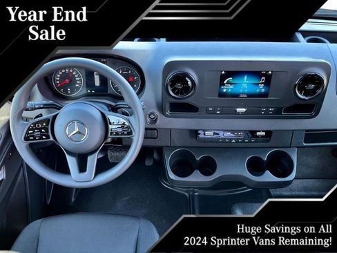 New 2024 Mercedes-Benz Sprinter 2500 image 4