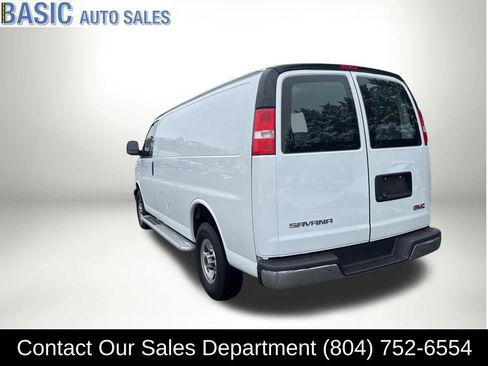 Used 2024 GMC Savana 2500 w/ Driver Convenience Package image 9