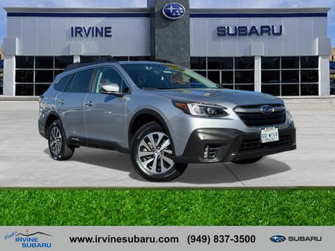 Certified 2022 Subaru Outback Premium image 1