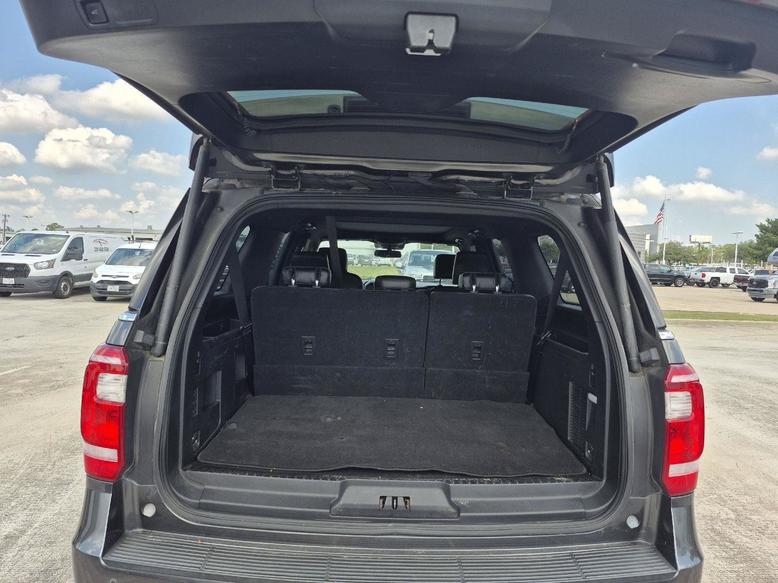 Used 2021 Ford Expedition Max XLT RWD image 17