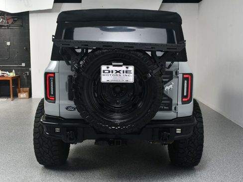 Used 2022 Ford Bronco Black Diamond image 13