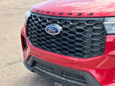 New 2026 Ford Explorer ST-Line RWD image 23