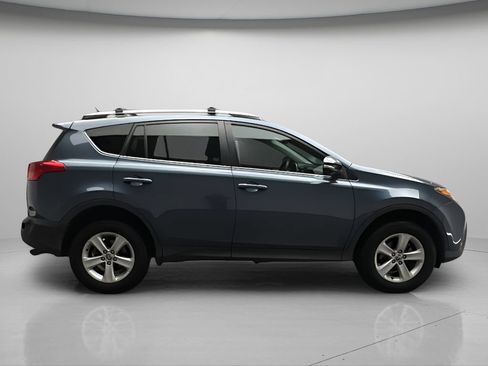 Used 2014 Toyota RAV4 XLE FWD image 7
