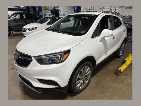 Used 2018 Buick Encore Preferred FWD image 1