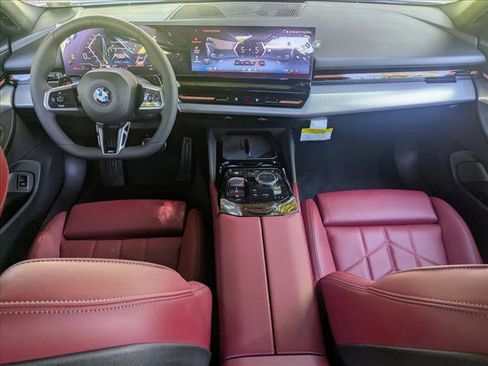 Used 2026 BMW 530i w/ M Sport Package RWD image 16