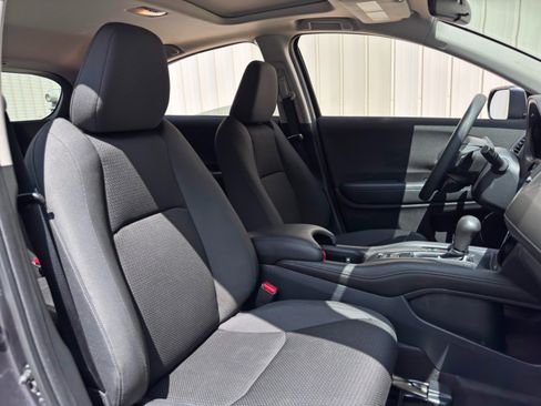 Used 2022 Honda HR-V EX image 32