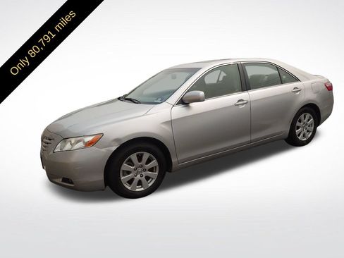 Used 2007 Toyota Camry FWD image 2