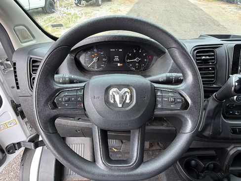 Used 2024 RAM ProMaster 2500 w/ Convenience Group FWD image 22