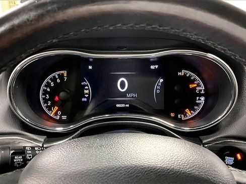 Used 2019 Jeep Grand Cherokee Limited image 14