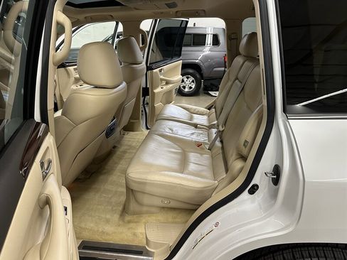 Used 2010 Lexus LX 570 4WD image 13