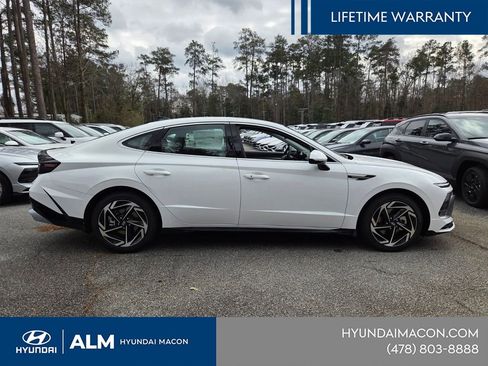 New 2026 Hyundai Sonata SEL FWD image 8