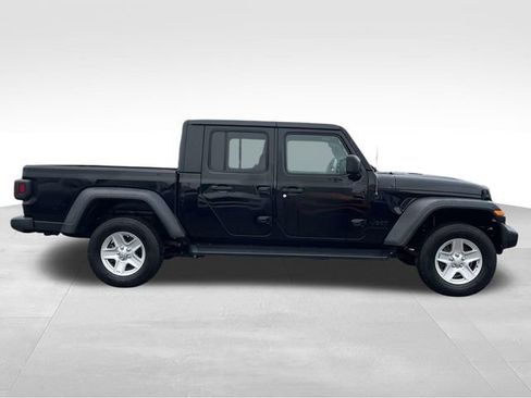 Used 2020 Jeep Gladiator Sport w/ Quick Order Package 24S image 8