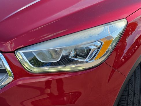 Used 2019 Ford Escape SEL FWD image 31