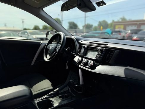 Used 2018 Toyota RAV4 LE w/ All Weather Liner Package FWD image 36