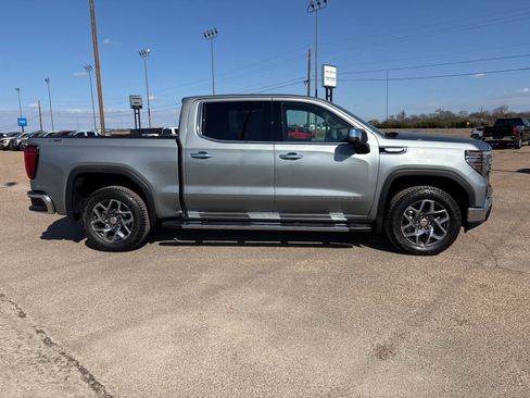 New 2026 GMC Sierra 1500 SLT AWD/4WD image 7