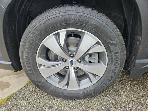 Used 2020 Subaru Ascent Premium AWD/4WD image 9