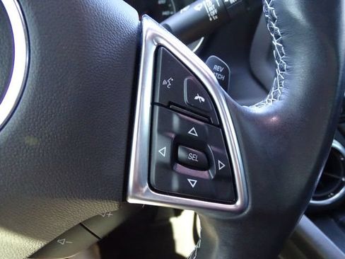 Used 2021 Chevrolet Camaro LT RWD image 18